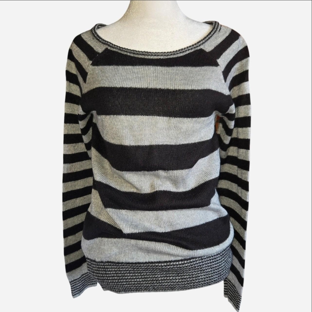 Aeropostale Black and Gray Striped Scoop Neck Sweater